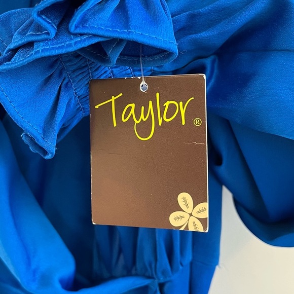 NWT Taylor Plus Long Sleeve Satin Wrap Dress Bright Blue Size 18W - Picture 9 of 11